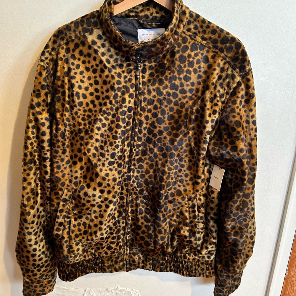 URBAN OUTFITTERS faux fur cheetah print jacket
